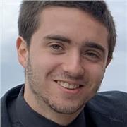 Estudiante de Fisioterapia y Cafyd. Estudie parte de la ESO en Estados Unidos. Tengo un nivel muy alto de tanto física química. Ingles, y todo lo relacionado con el deporte, la anatomía, y la biología